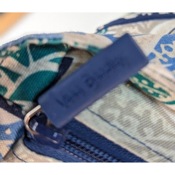 Vera Bradley Northern Lights Lighten Up Expandable Travel Tote Carry All Blue - Picture 8 of 15